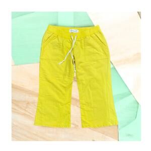 Paradise Woman’s Capris Size Small Yellow